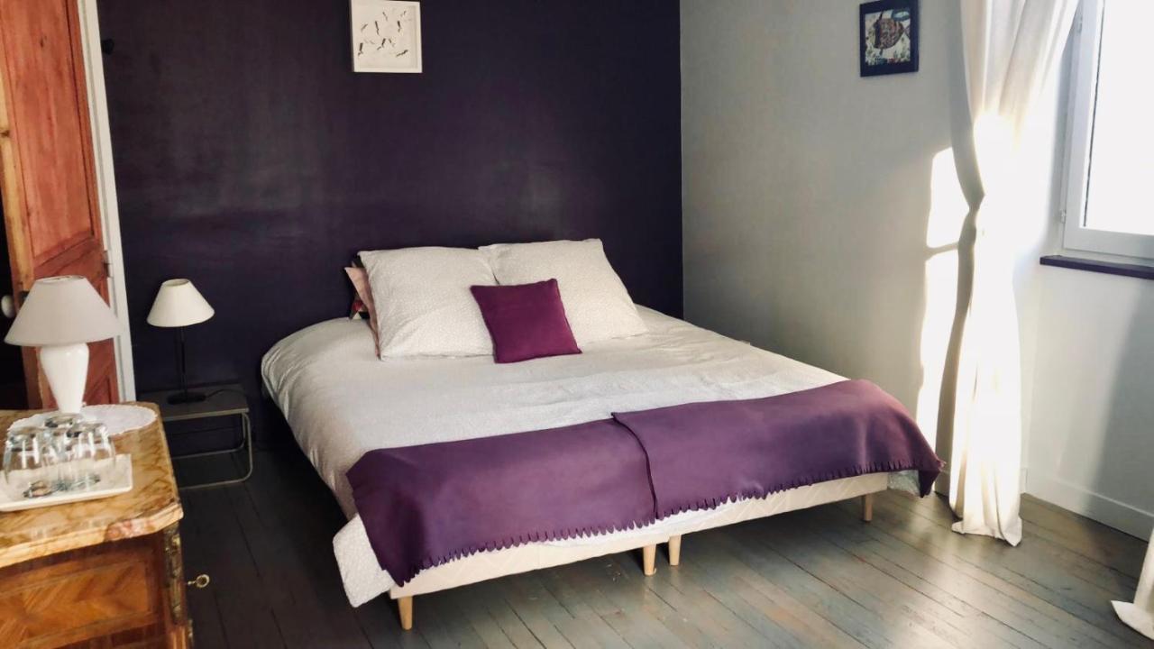 Chambres d'Hôtes Les Heures Claires Briennon Exterior foto